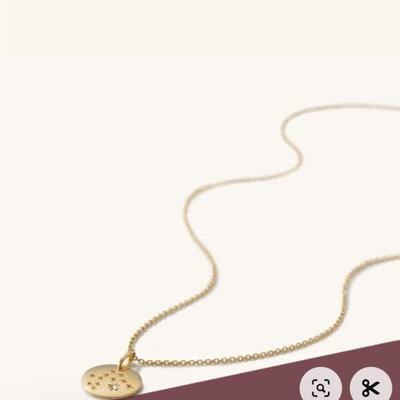 Mejuri Zodiac 18kt Gold Vermiel Charm Pendant & Necklace - Aquarius - Picture 2 of 2